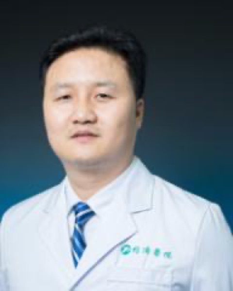 庄亮官方资料照片